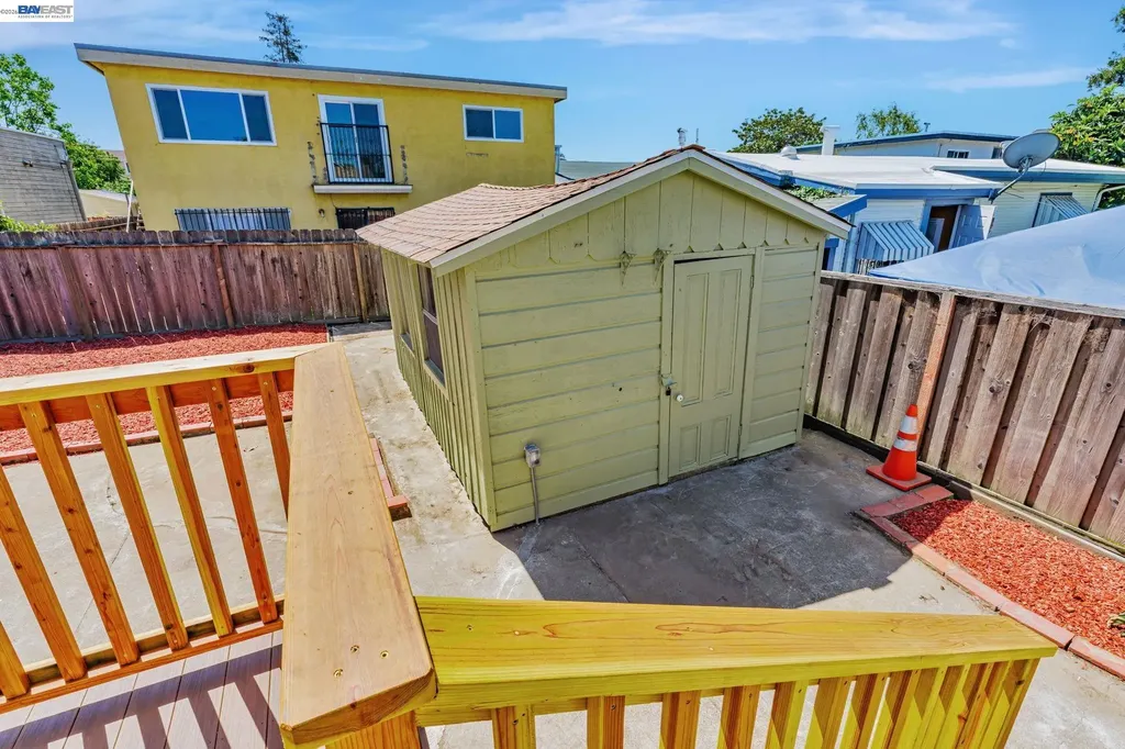 2720 Short Street Oakland CA 94619