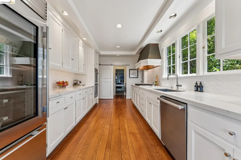 120 Somerset Road Piedmont CA 94611