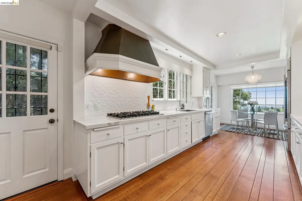 120 Somerset Road Piedmont CA 94611