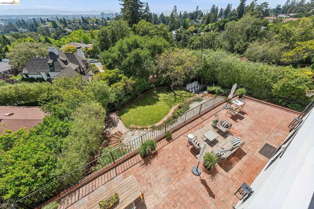 120 Somerset Road Piedmont CA 94611