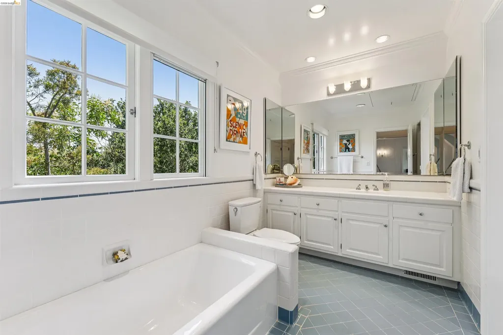 120 Somerset Road Piedmont CA 94611