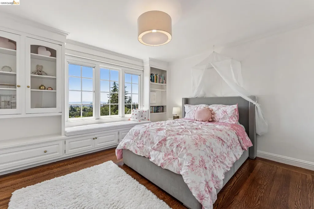 120 Somerset Road Piedmont CA 94611