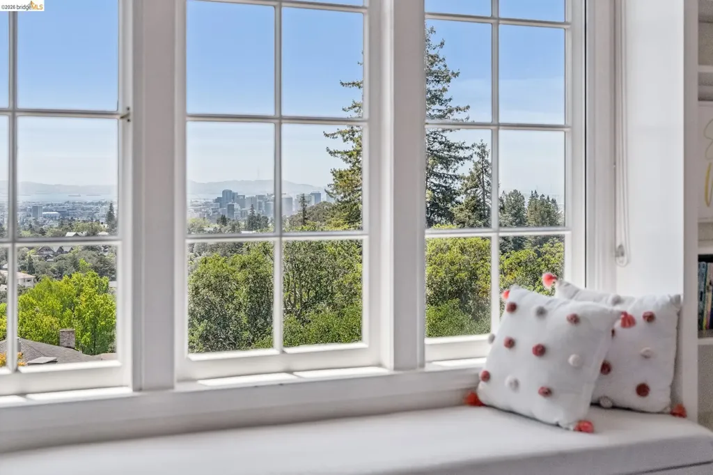 120 Somerset Road Piedmont CA 94611