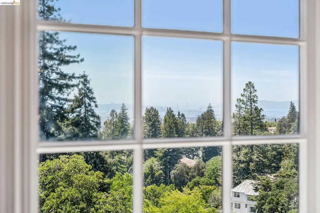 120 Somerset Road Piedmont CA 94611