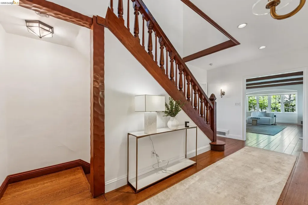 120 Somerset Road Piedmont CA 94611