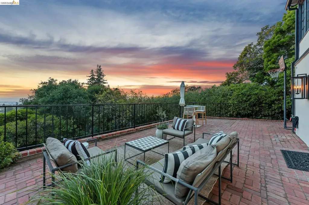 120 Somerset Road Piedmont CA 94611