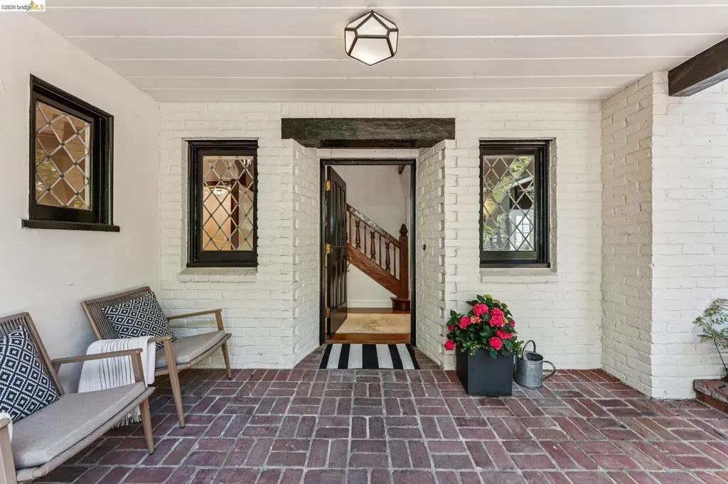 120 Somerset Road Piedmont CA 94611