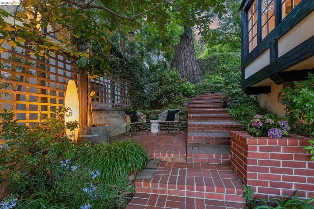 120 Somerset Road Piedmont CA 94611