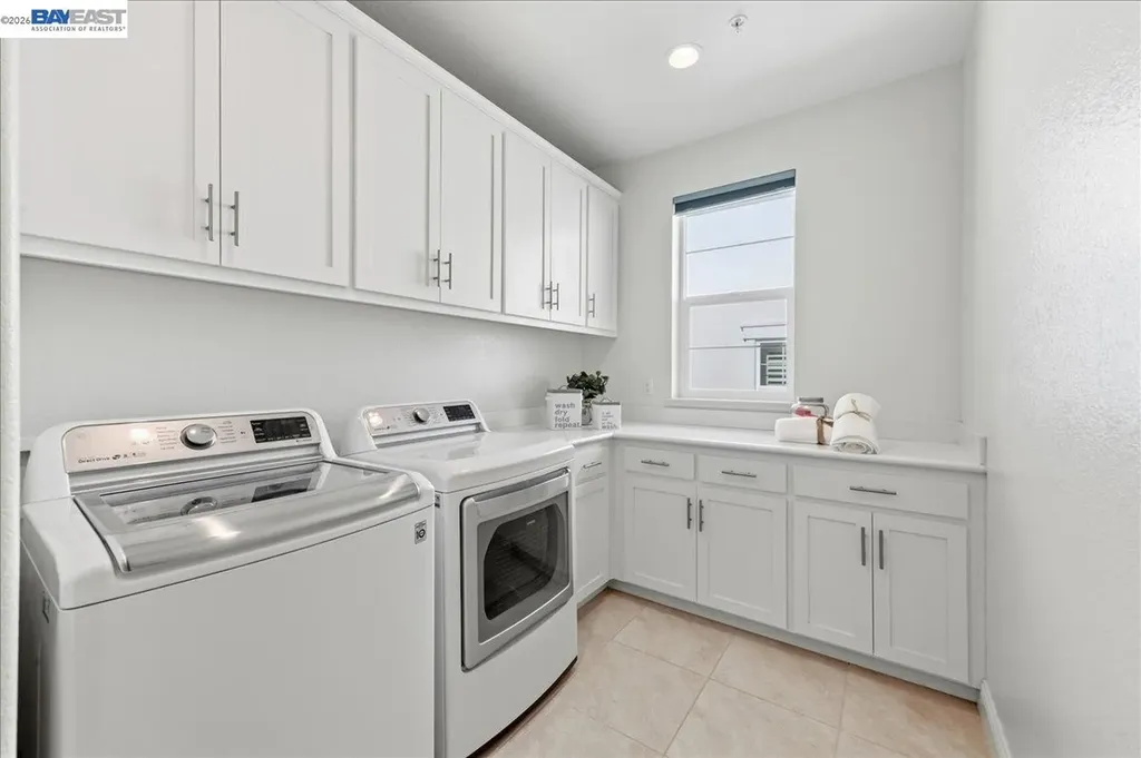 4527 Pine Mountain Way Dublin CA 94568