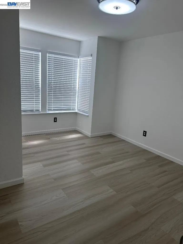 1021 Santa Ines Court Oakland CA 94601