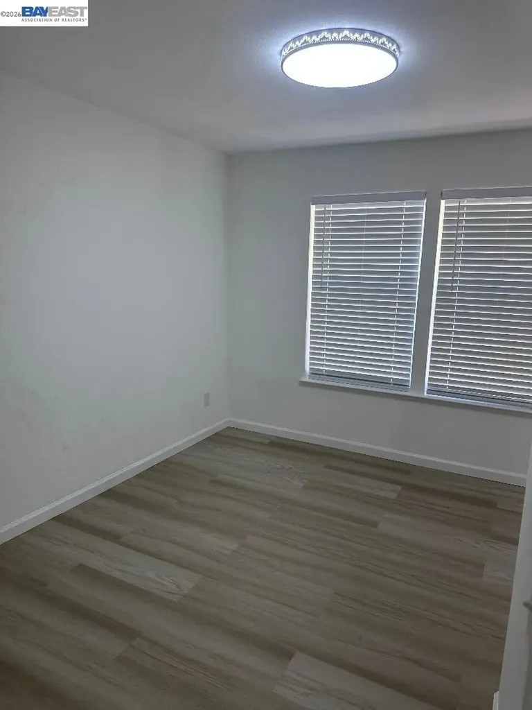1021 Santa Ines Court Oakland CA 94601