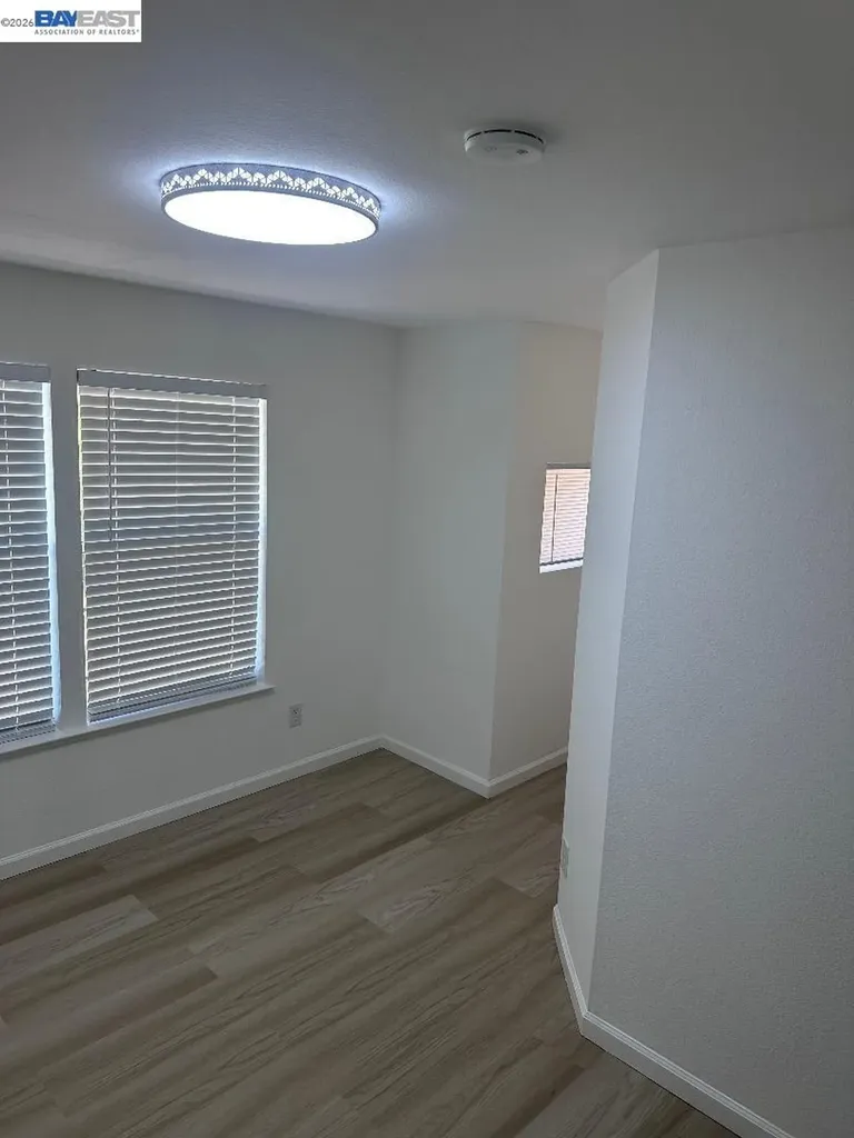 1021 Santa Ines Court Oakland CA 94601