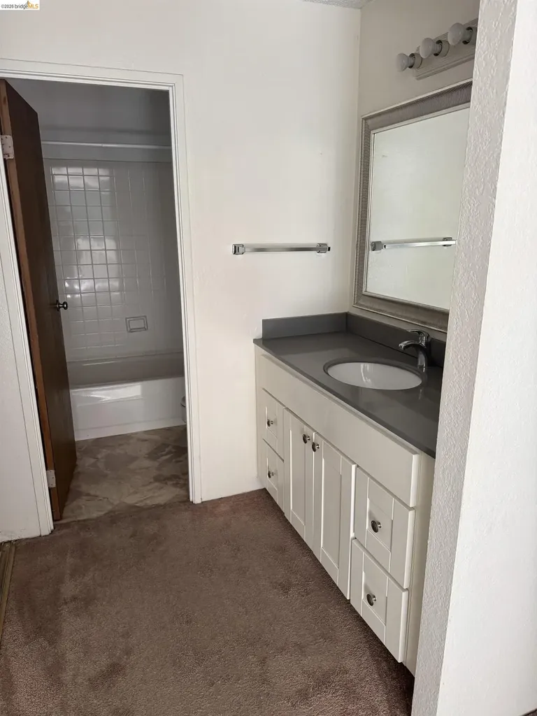 555 Pierce Street Albany CA 94706