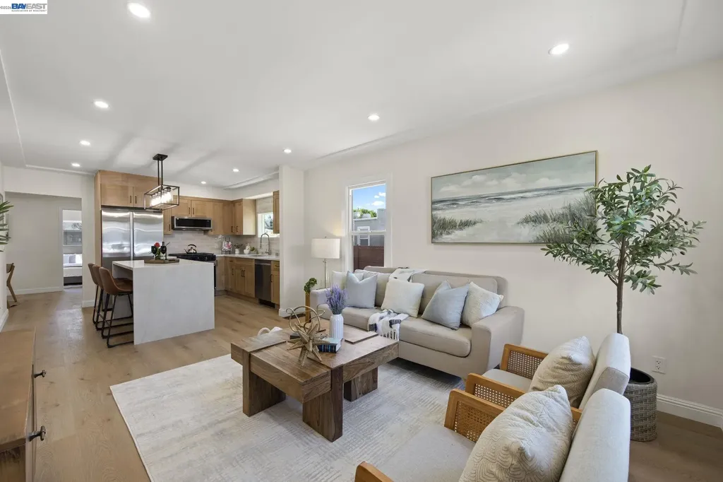 30806 Vallejo Street Union City CA 94587