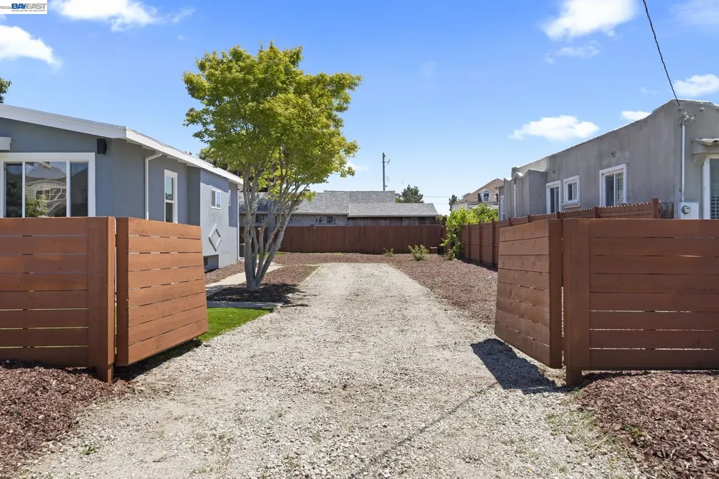 30806 Vallejo Street Union City CA 94587
