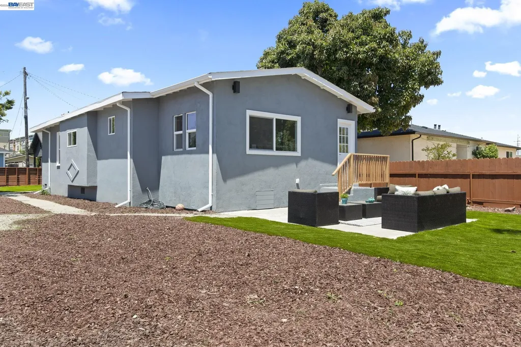 30806 Vallejo Street Union City CA 94587