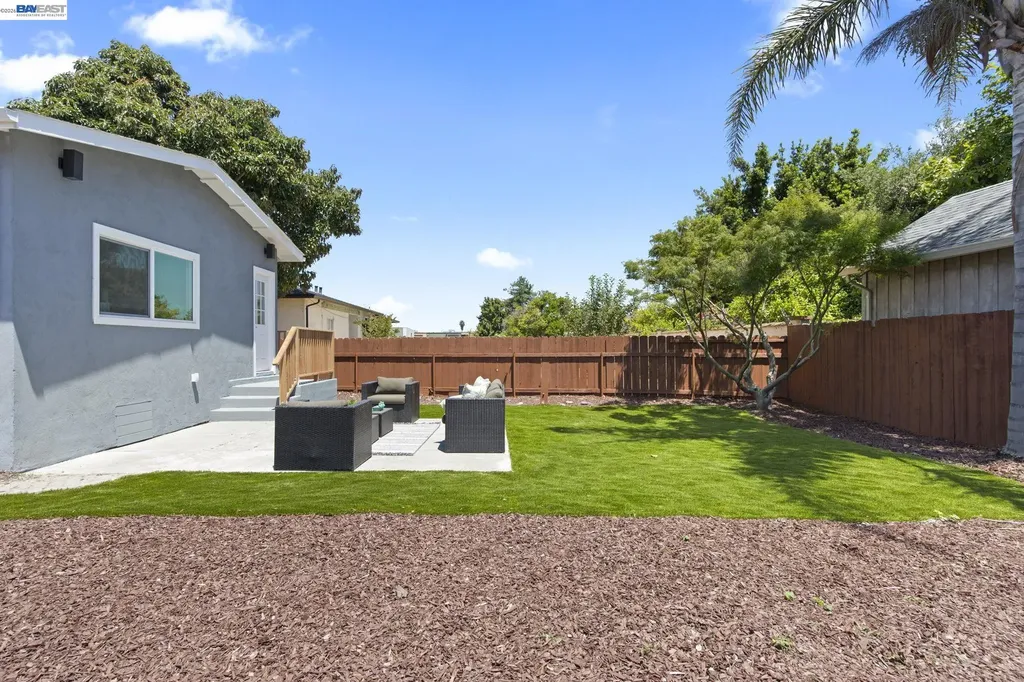 30806 Vallejo Street Union City CA 94587
