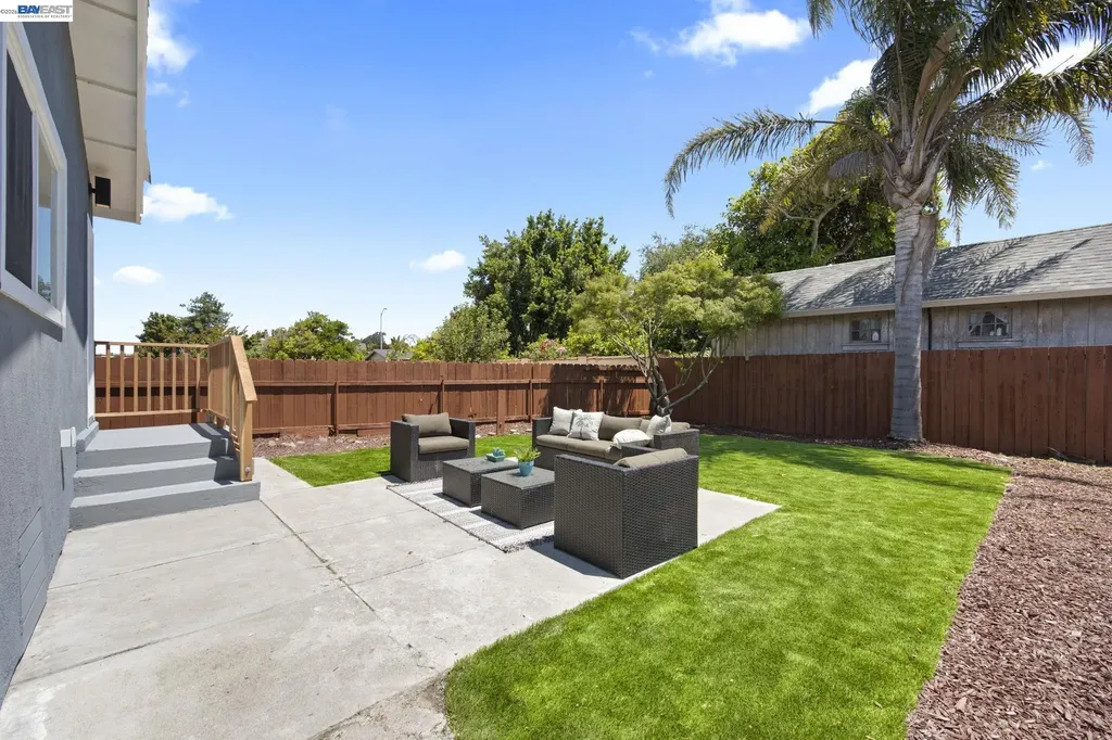 30806 Vallejo Street Union City CA 94587