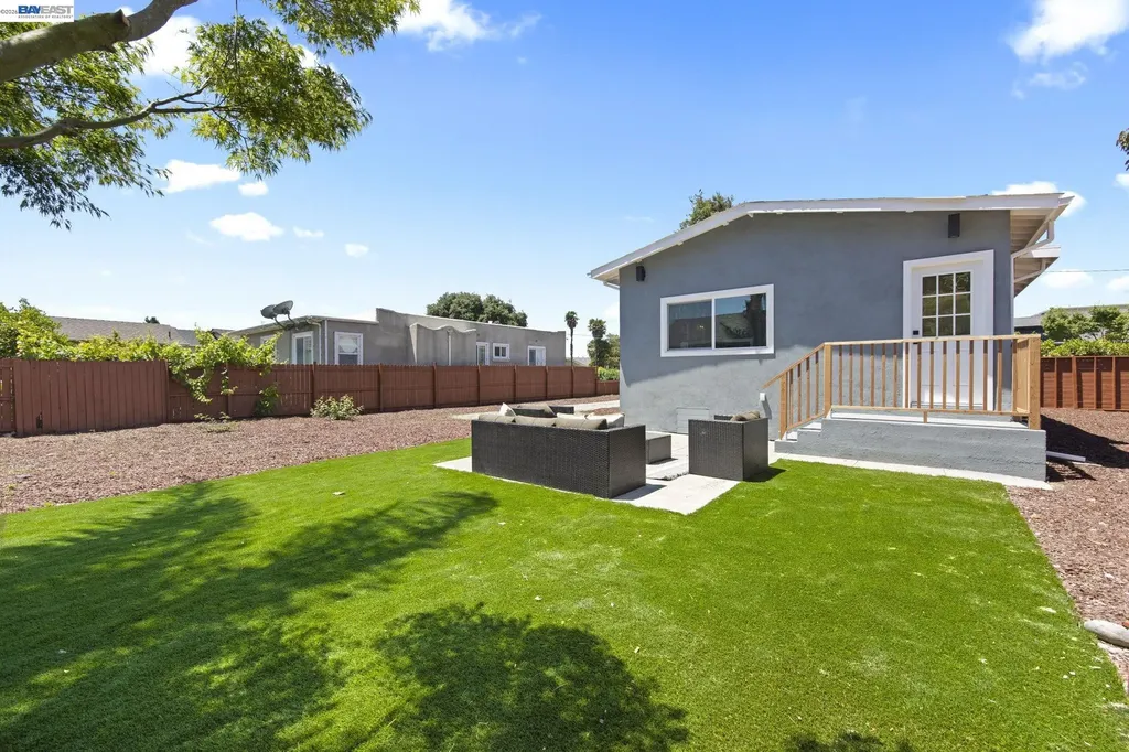 30806 Vallejo Street Union City CA 94587