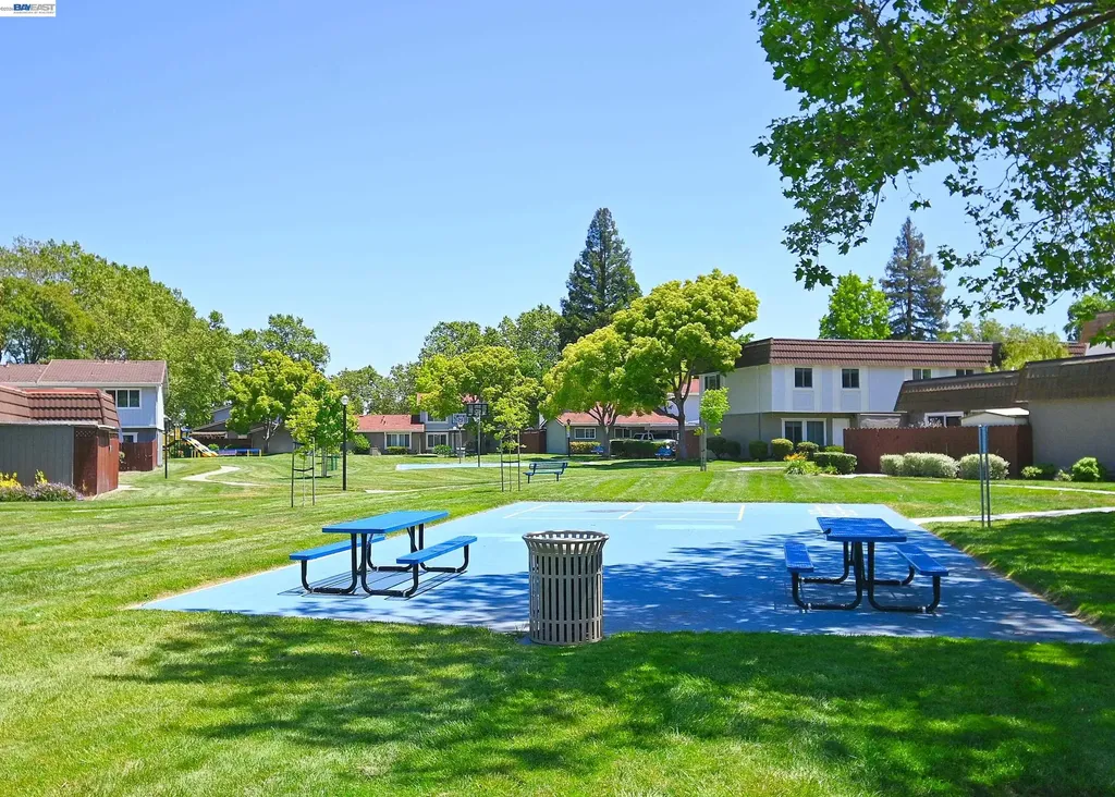 4408 Comanche Way Pleasanton CA 94588