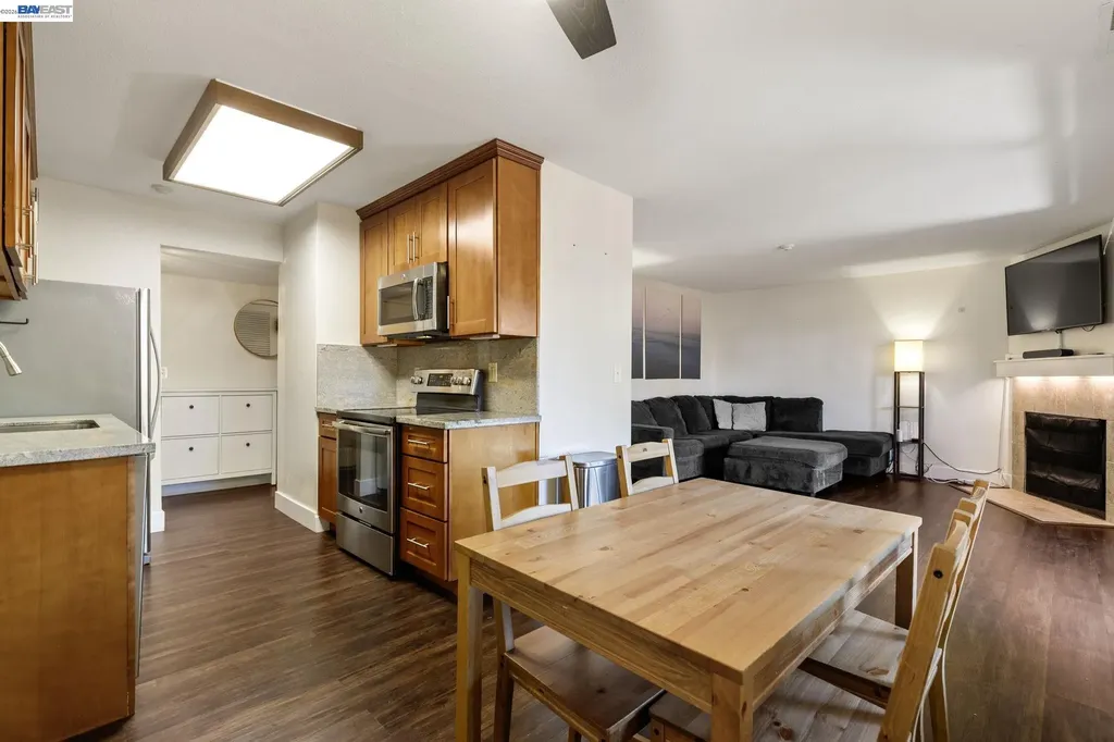 6266 Joaquin Murieta Avenue Newark CA 94560