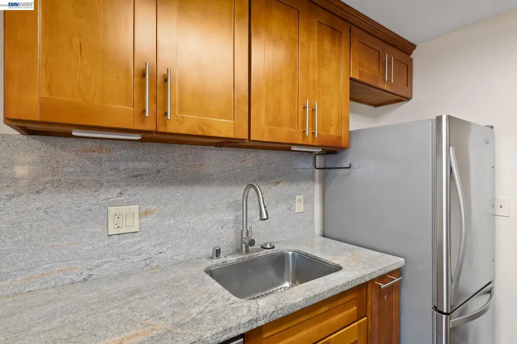 6266 Joaquin Murieta Avenue Newark CA 94560