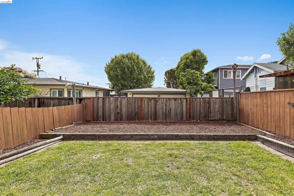 910 Pierce Street Albany CA 94706