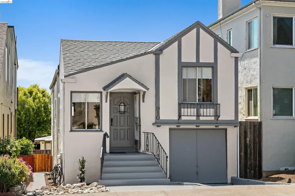 910 Pierce Street Albany CA 94706