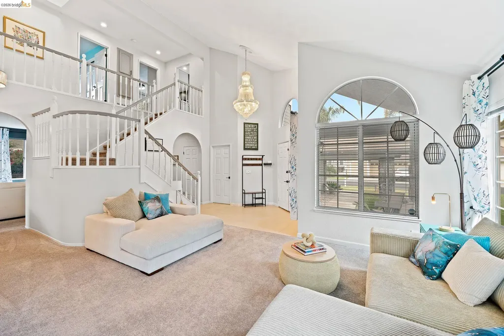 2147 Saint Andrews Court Discovery Bay CA 94505