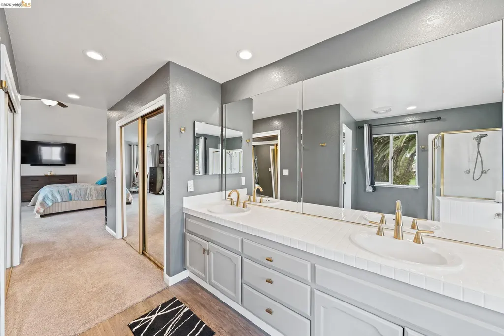 2147 Saint Andrews Court Discovery Bay CA 94505