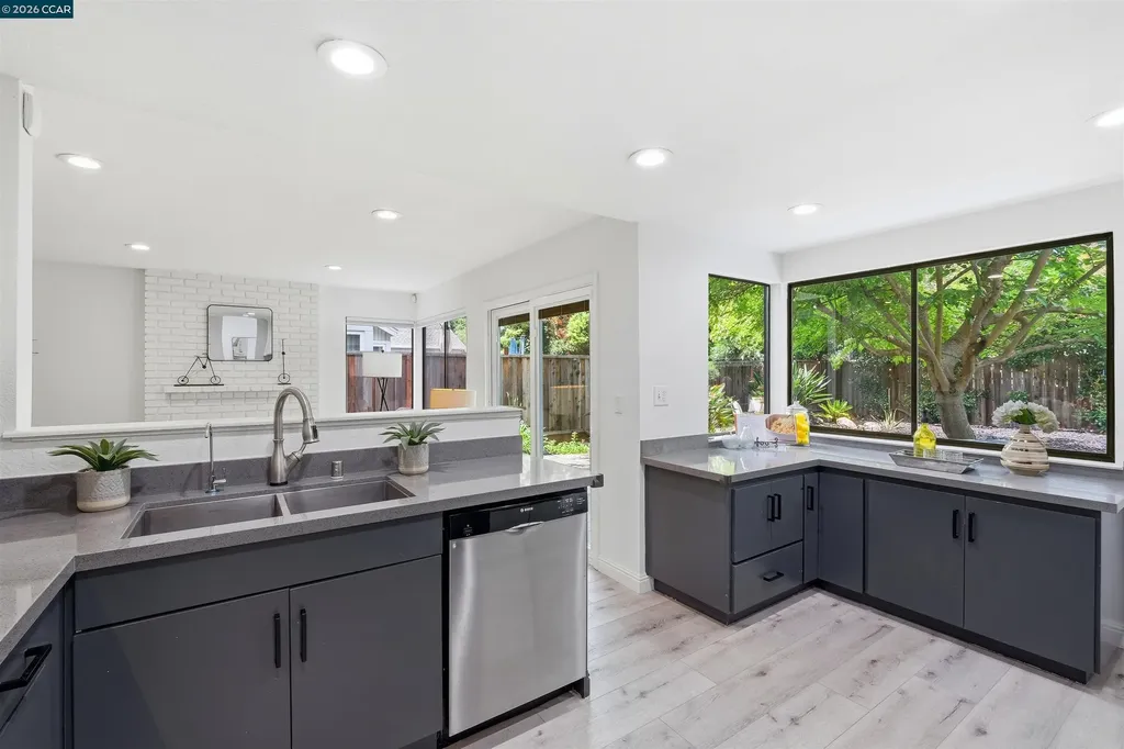 360 Flaming Oak Drive Pleasant Hill CA 94523
