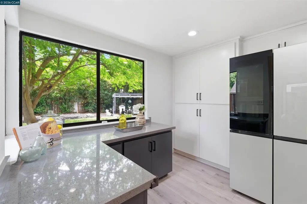 360 Flaming Oak Drive Pleasant Hill CA 94523