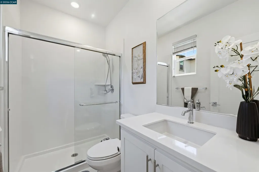 37352 Watersail Way Newark CA 94560