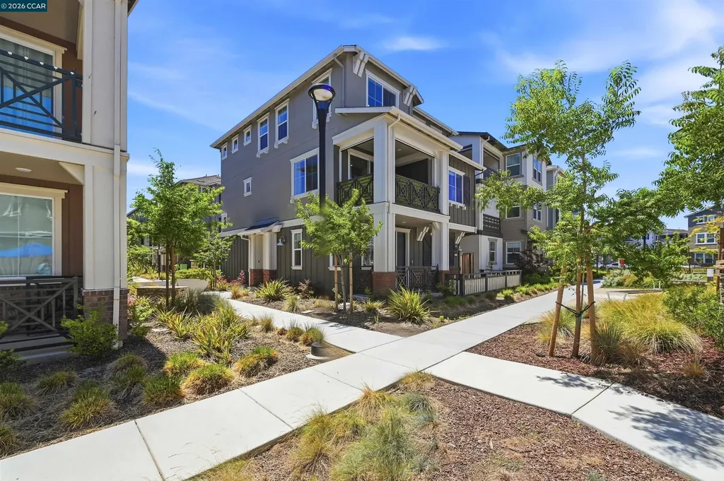 37352 Watersail Way Newark CA 94560