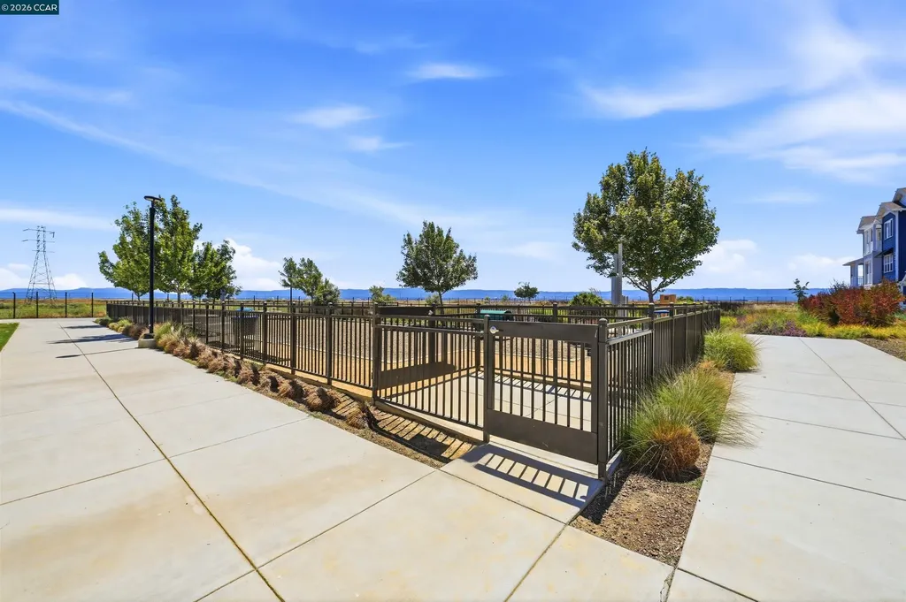 37352 Watersail Way Newark CA 94560