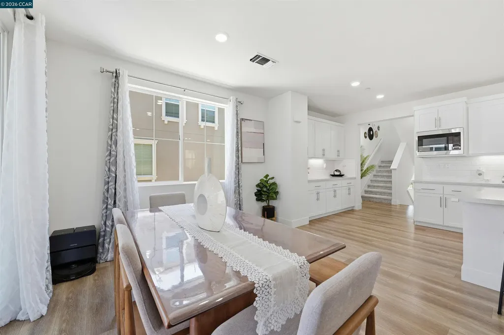 37352 Watersail Way Newark CA 94560
