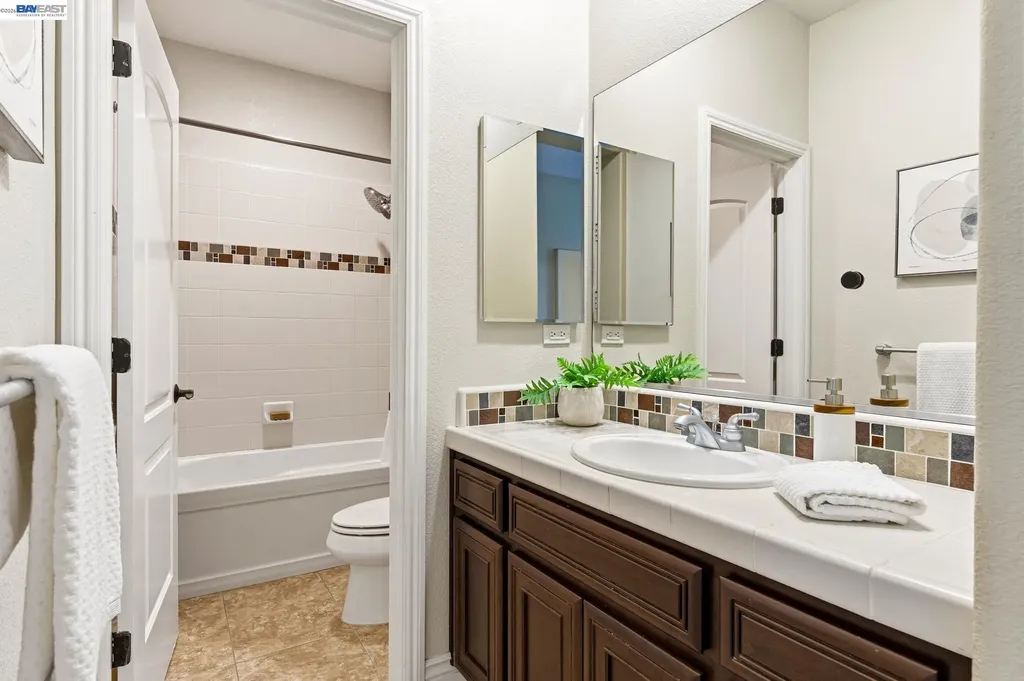 3734 Mohr Avenue Pleasanton CA 94588