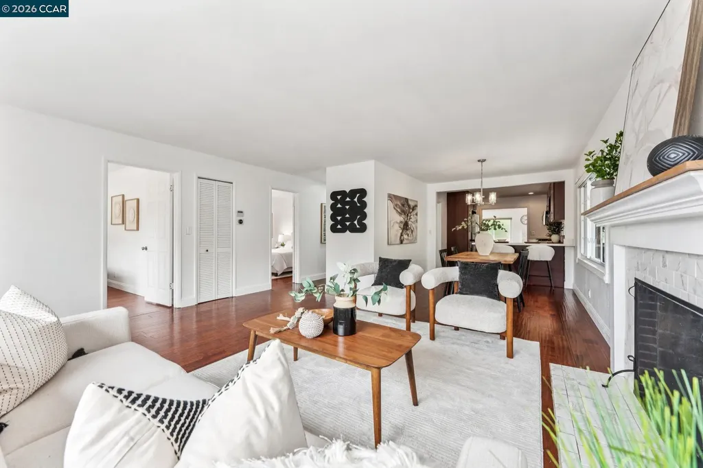 4037 Rusting Avenue Oakland CA 94605
