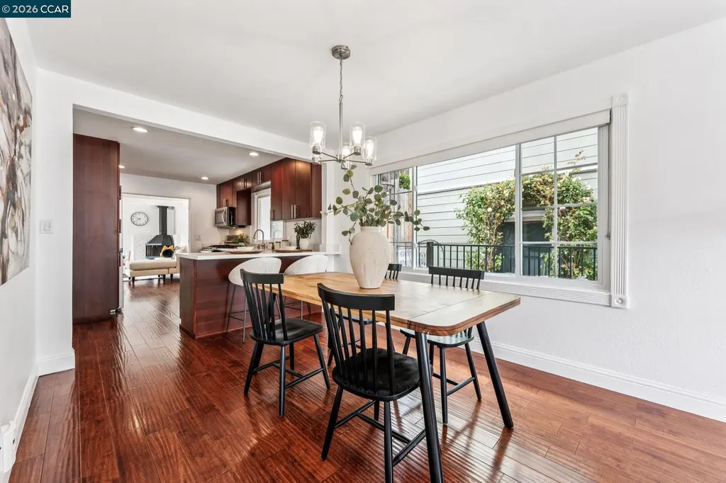 4037 Rusting Avenue Oakland CA 94605