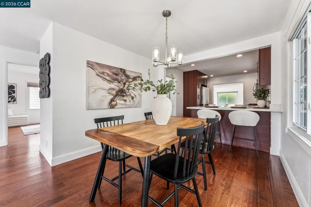 4037 Rusting Avenue Oakland CA 94605