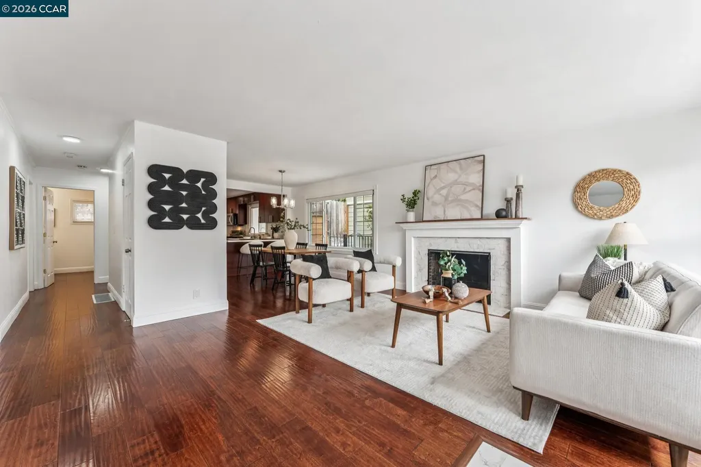 4037 Rusting Avenue Oakland CA 94605