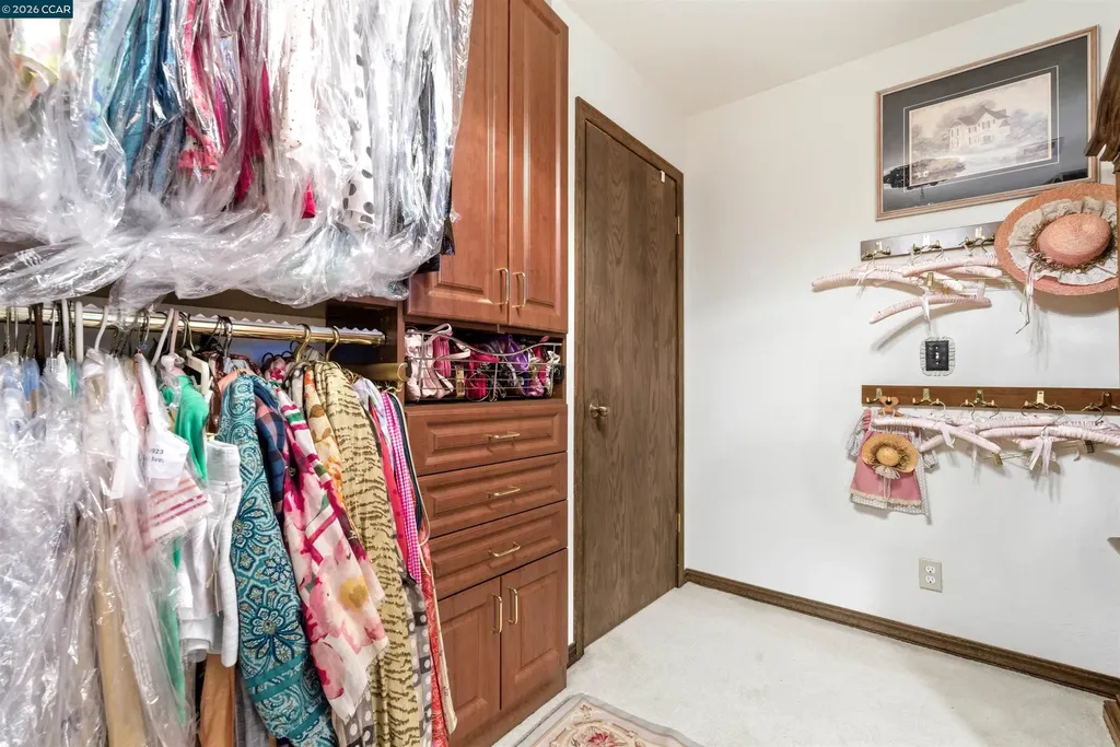 407 Country Club Lane Napa CA 94558