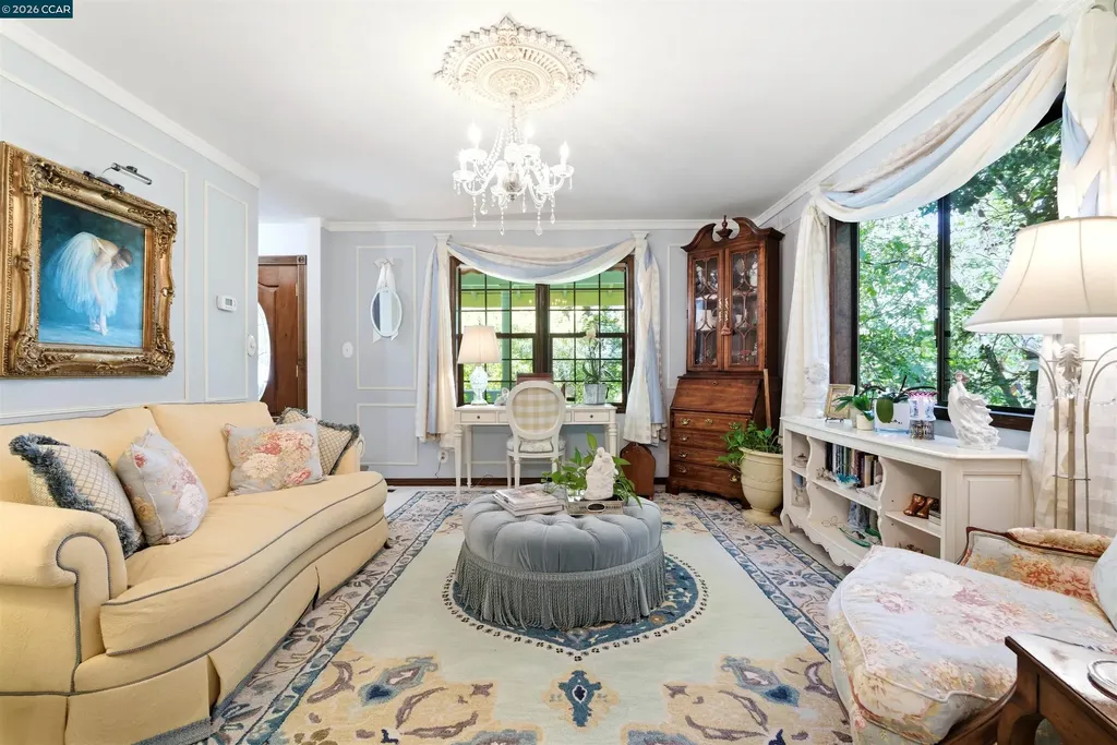 407 Country Club Lane Napa CA 94558