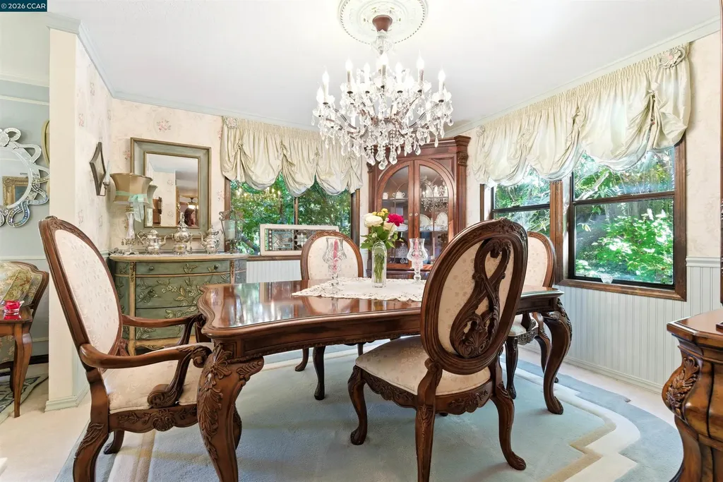 407 Country Club Lane Napa CA 94558