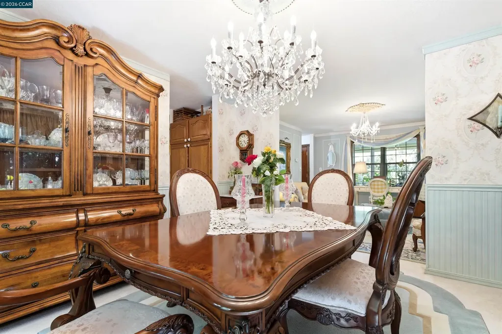 407 Country Club Lane Napa CA 94558