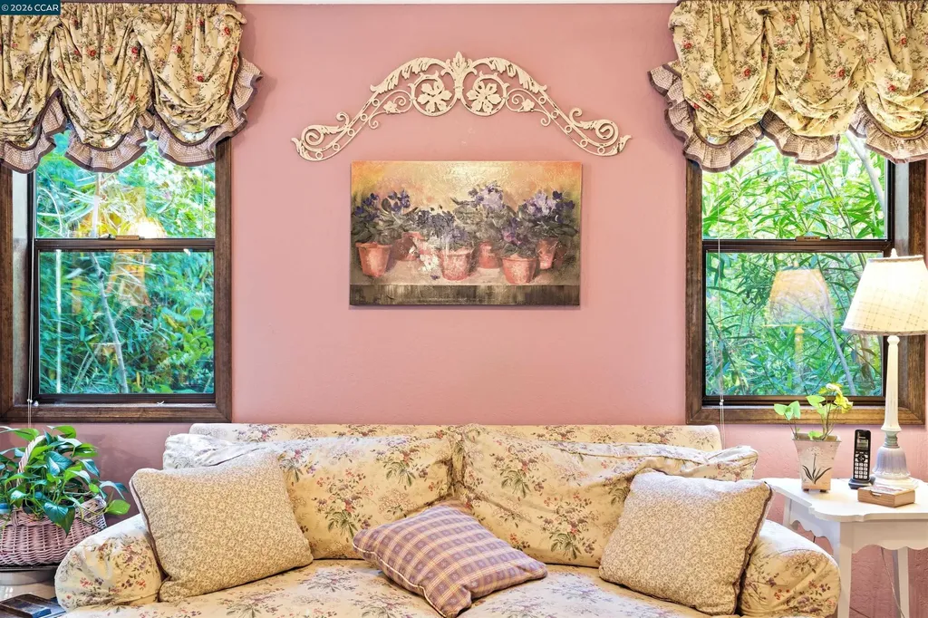 407 Country Club Lane Napa CA 94558