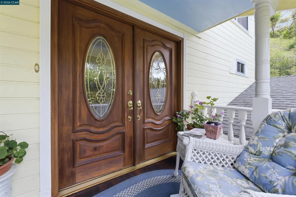 407 Country Club Lane Napa CA 94558