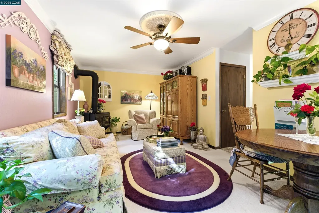 407 Country Club Lane Napa CA 94558