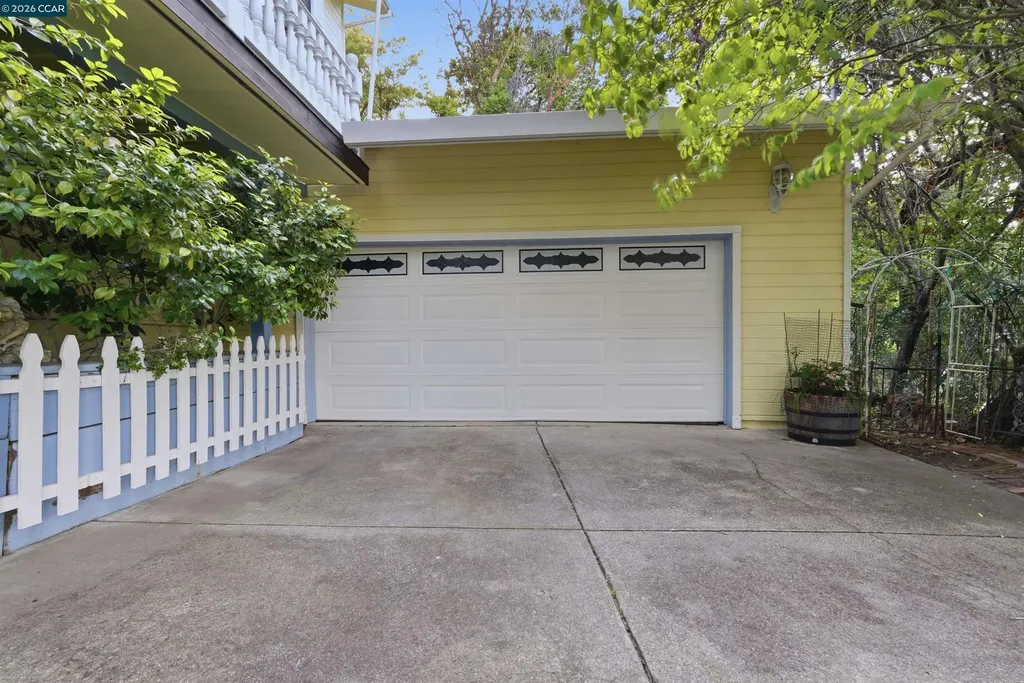 407 Country Club Lane Napa CA 94558