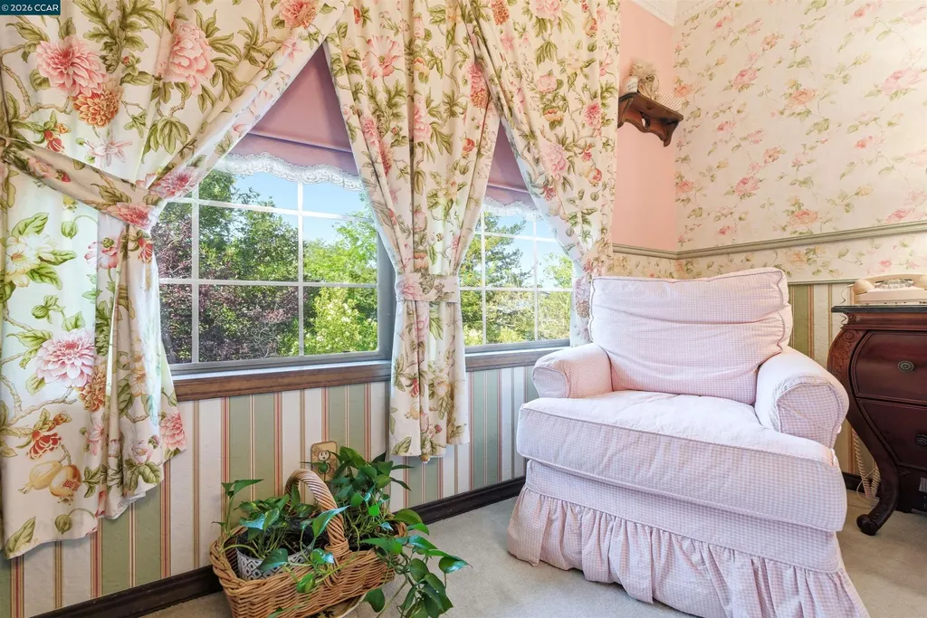 407 Country Club Lane Napa CA 94558
